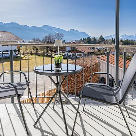 Apartment Apartment Alpenblick 8, Bergblick Pur im Allgäu *